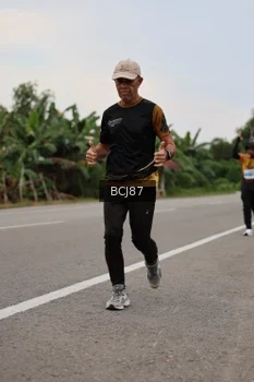 Runner Photo 2033497