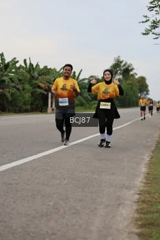Runner Photo 2033642
