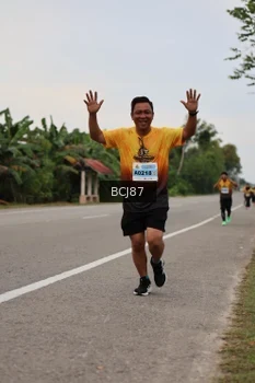 Runner Photo 2033676