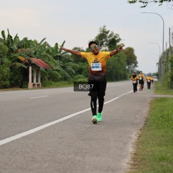 Runner Photo 2033679