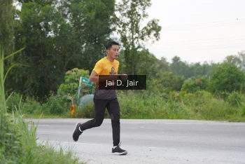 Runner Photo 2033707