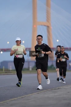 Runner Photo 2033709