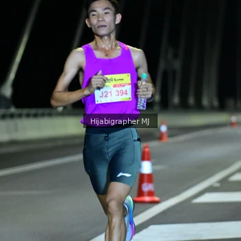 Runner Photo 2033826