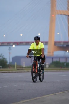 Runner Photo 2033841