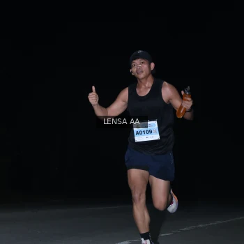 Runner Photo 2033858