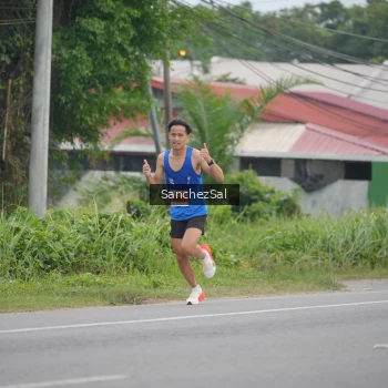 Runner Photo 2033863
