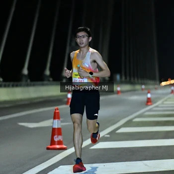 Runner Photo 2033934