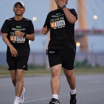 Runner Photo 2033935