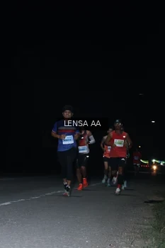Runner Photo 2033946