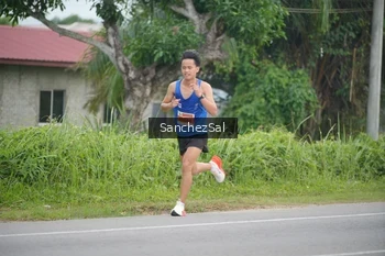 Runner Photo 2033948