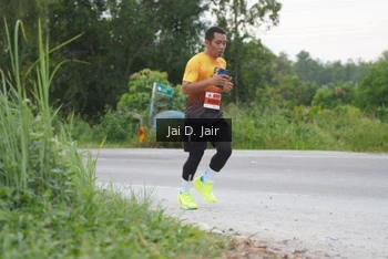 Runner Photo 2033977