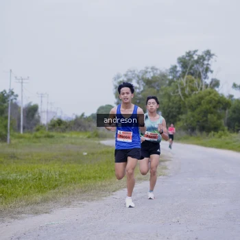 Runner Photo 2033981