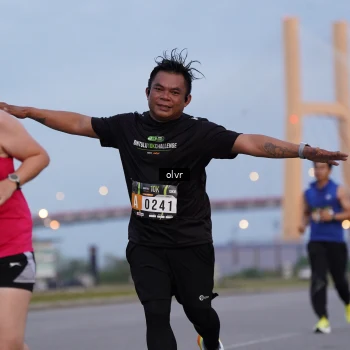 Runner Photo 2033986