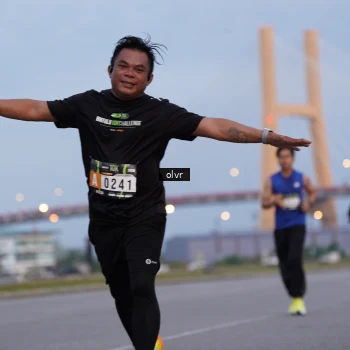 Runner Photo 2033989