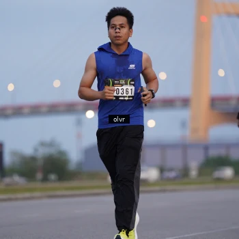 Runner Photo 2033994