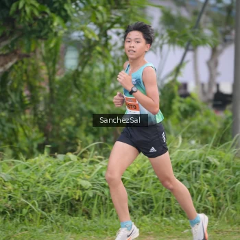 Runner Photo 2034000