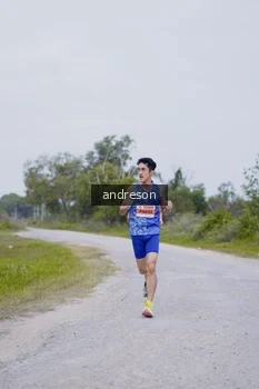 Runner Photo 2034069