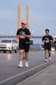 Runner Photo 2034070