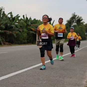 Runner Photo 2034080