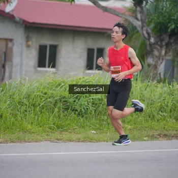 Runner Photo 2034081