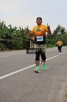 Runner Photo 2034084