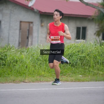Runner Photo 2034088
