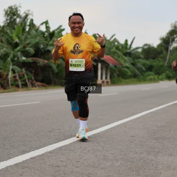 Runner Photo 2034097