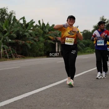 Runner Photo 2034114
