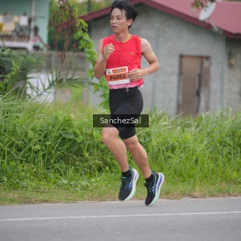 Runner Photo 2034133