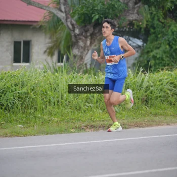 Runner Photo 2034138