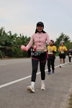 Runner Photo 2034147
