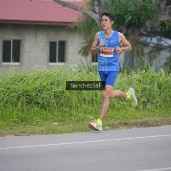 Runner Photo 2034172