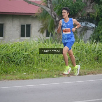 Runner Photo 2034173