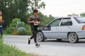 Runner Photo 2034179