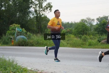 Runner Photo 2034188
