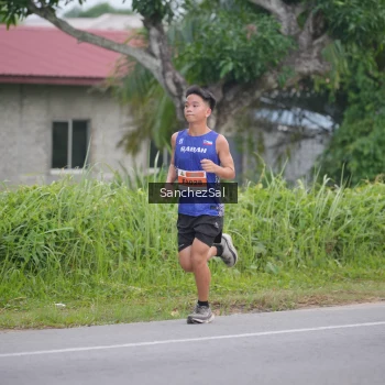 Runner Photo 2034265
