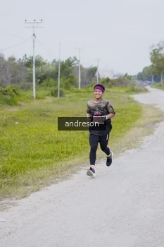 Runner Photo 2034276