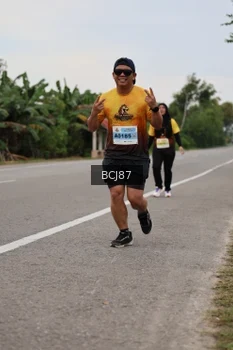 Runner Photo 2034298