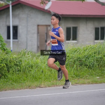 Runner Photo 2034338