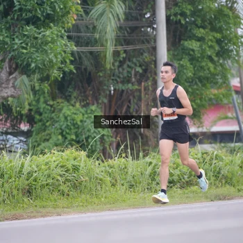 Runner Photo 2034366