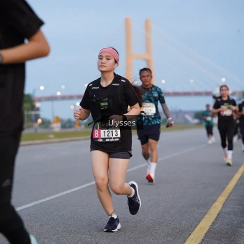 Runner Photo 2034391