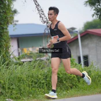 Runner Photo 2034394