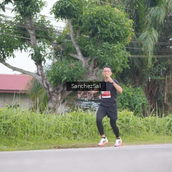 Runner Photo 2034432