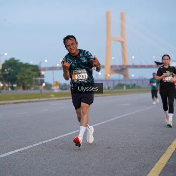 Runner Photo 2034434