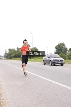 Runner Photo 2034494