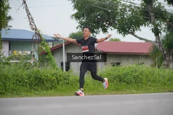Runner Photo 2034567