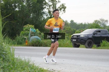 Runner Photo 2034574