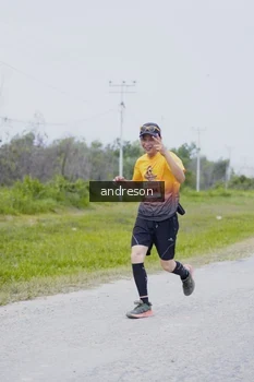 Runner Photo 2034667