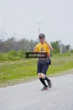 Runner Photo 2034683