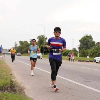Runner Photo 2034699